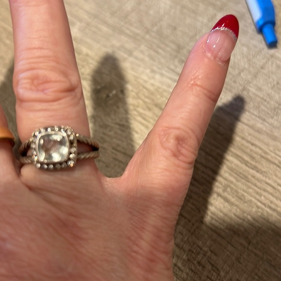 David Yurman Jewelry - David Yurman Petite White Topaz Ring size 7